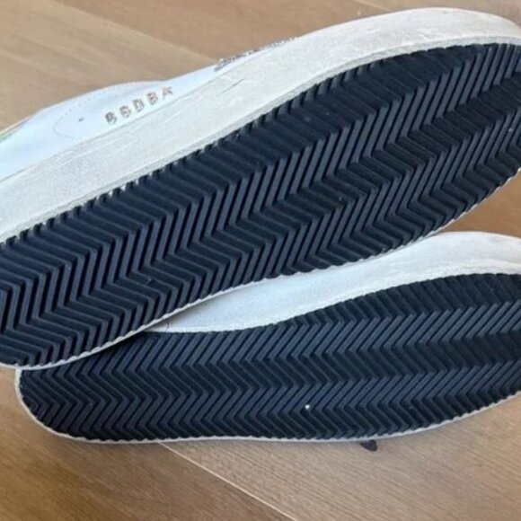 s-l400.jpg  White Sneakers with Silver and Holographic Details (sz41)
